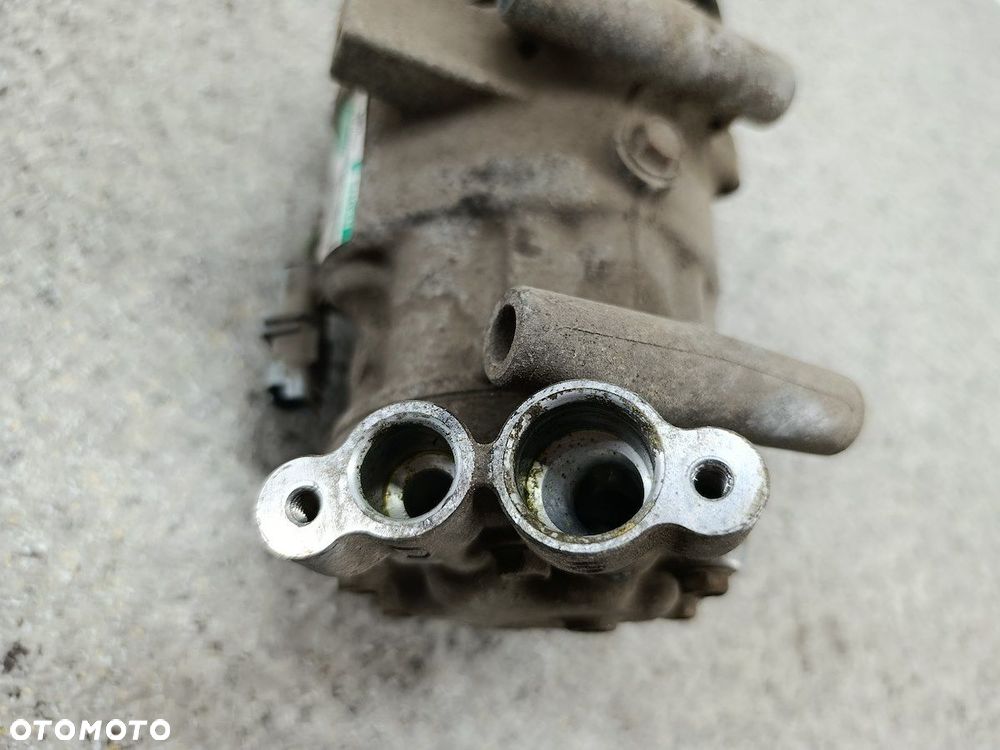POMPA, SPRĘŻARKA KLIMATYZACJI RENAULT CLIO III 8200357173 SD6V12 1.2 16V - 6