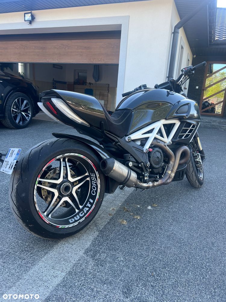Ducati Diavel - 30