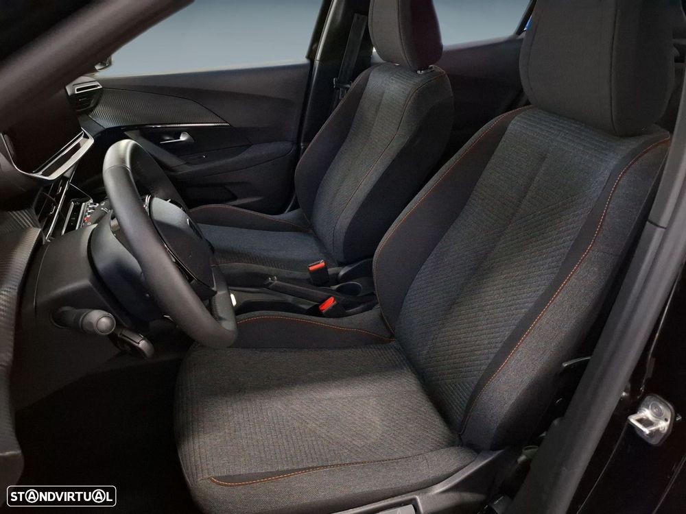 Peugeot 2008 1.2 PureTech Style - 11