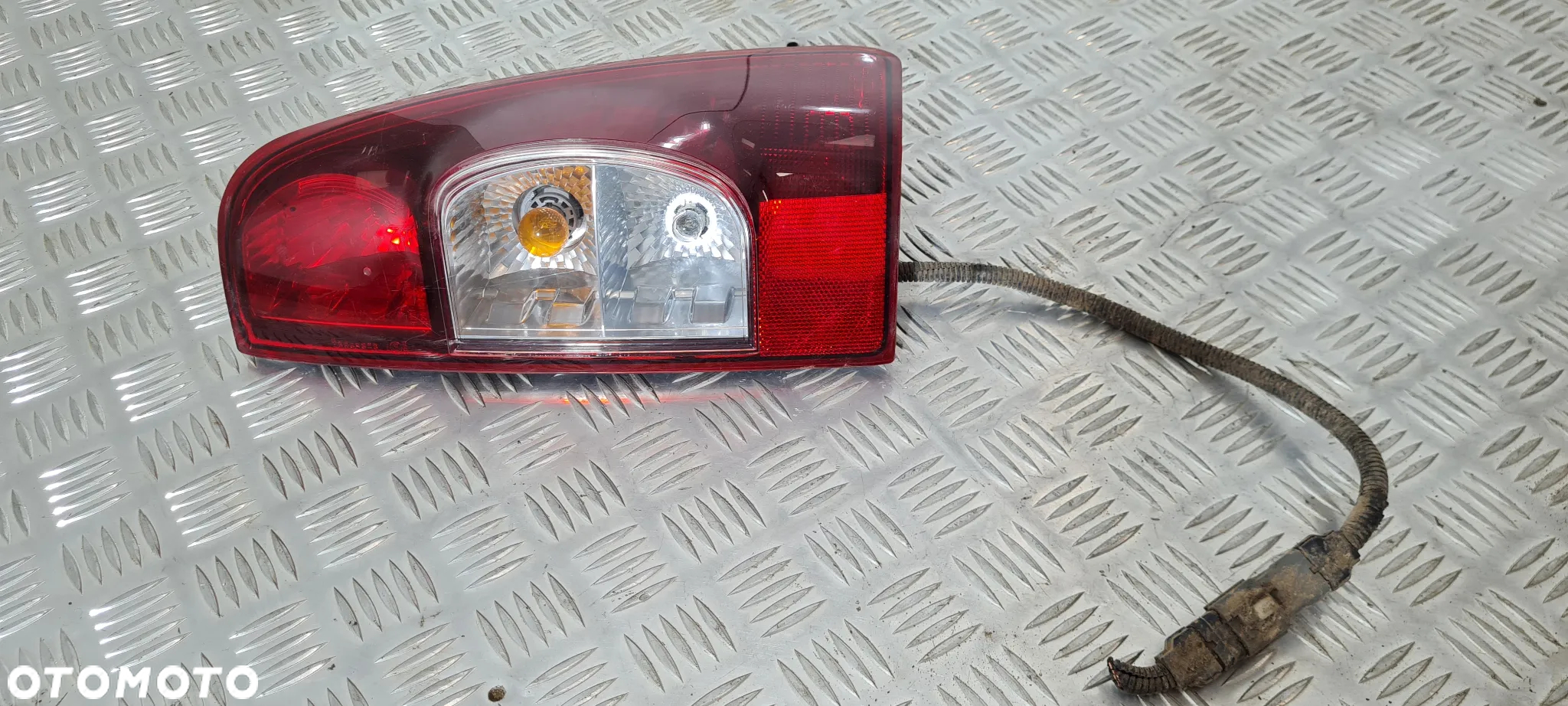 Isuzu D-Max I Lampa Tył - 7
