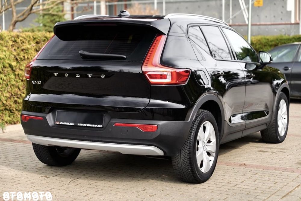 Volvo XC 40 T3 Momentum Pro - 18