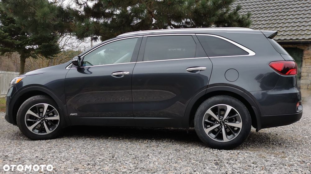 Kia Sorento - 36