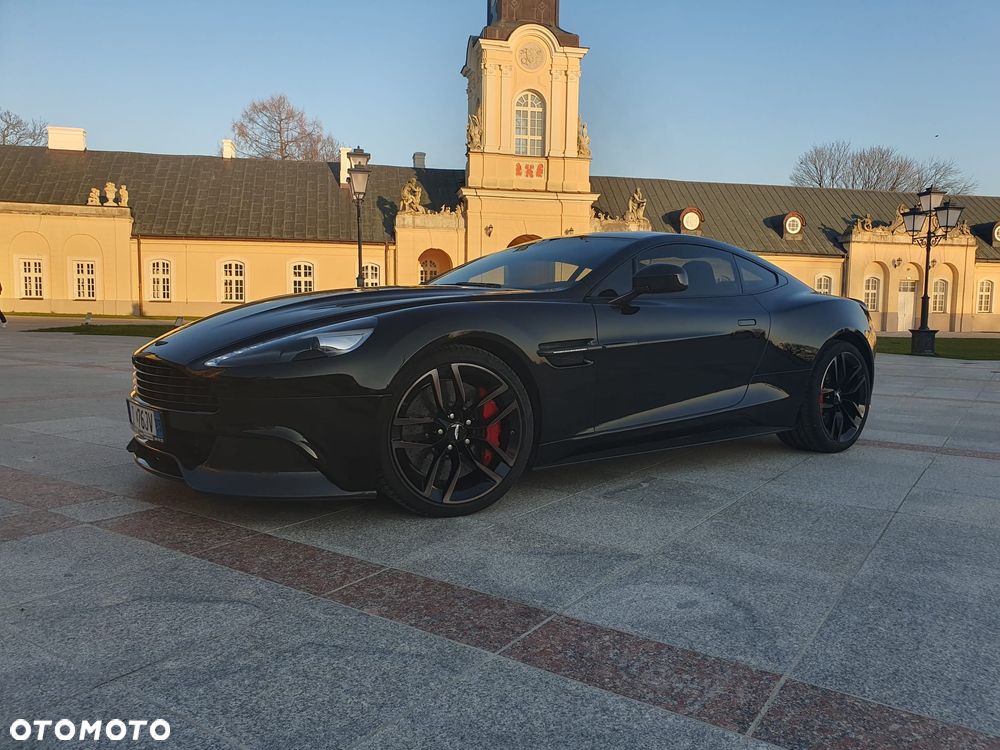 Aston Martin Vanquish - 2