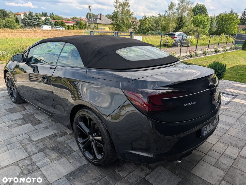 Opel Cascada 2.0 CDTI Cosmo S&S - 26