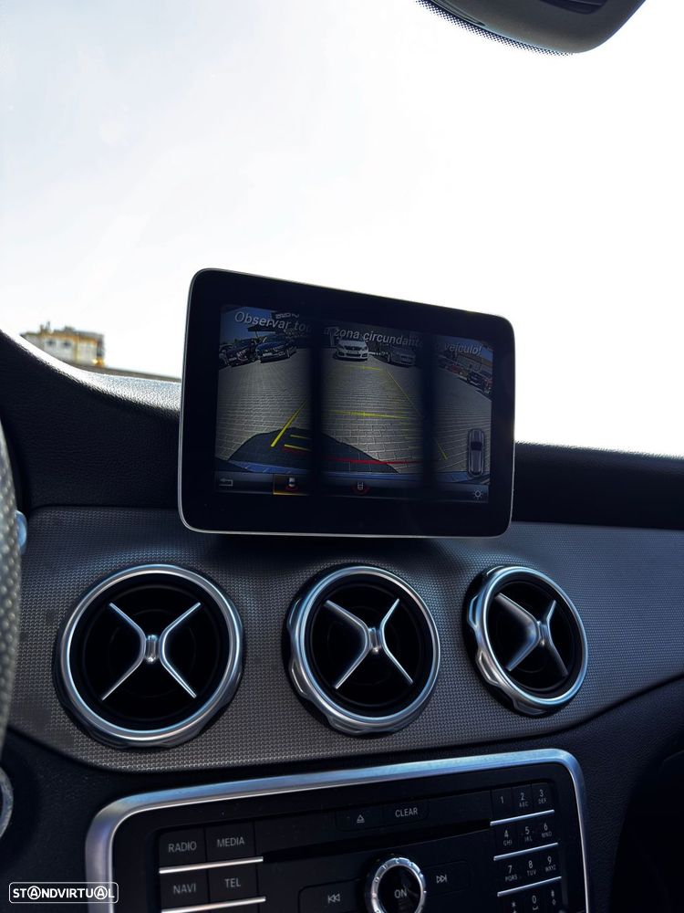 Mercedes-Benz GLA 200 d Urban Aut. - 10