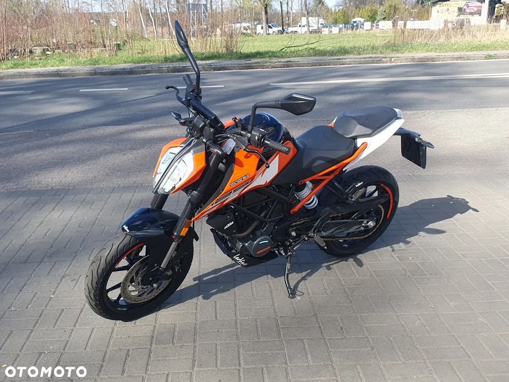 KTM Duke 125 - 24