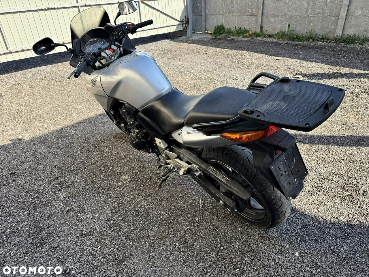 Honda CBF - 13