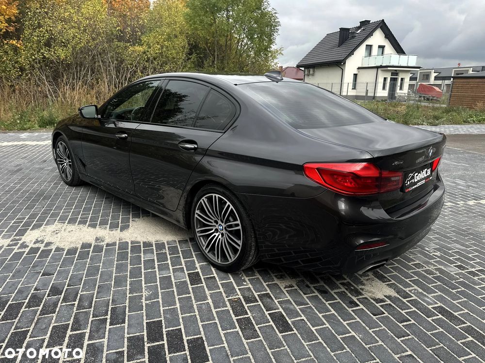 BMW Seria 5 540i xDrive Luxury Line - 7