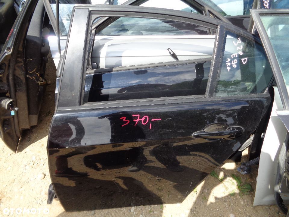 BMW E90 DRZWI LEWY TYŁ TYLNE KPL. EUROPA - 1