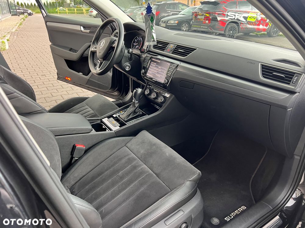 Skoda Superb 2.0 TSI 4x4 L&K DSG - 11