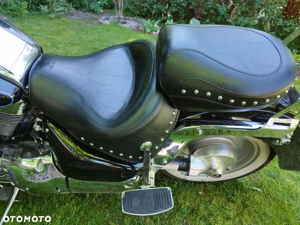 Suzuki Boulevard - 3