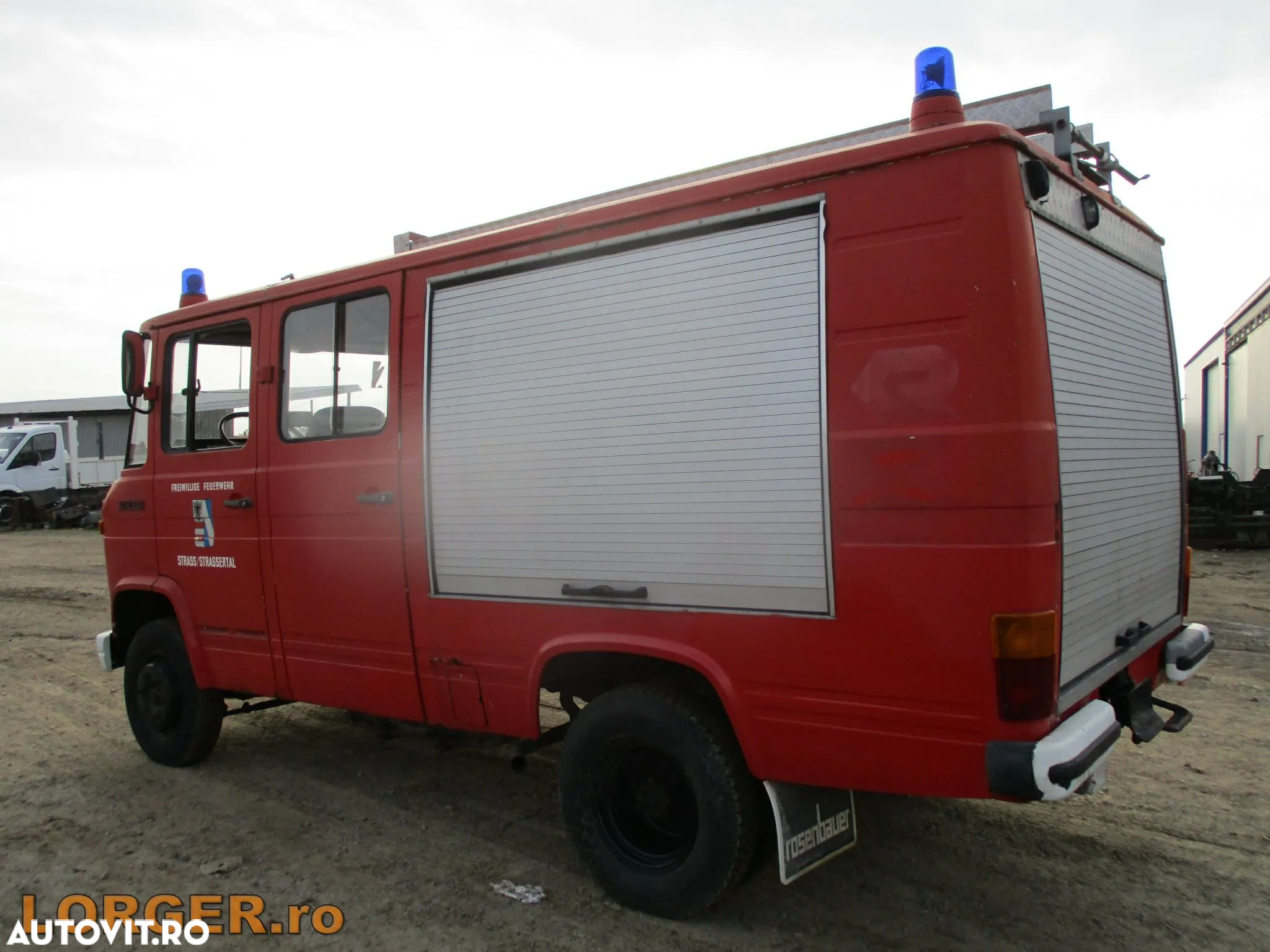 Mercedes-Benz Masina de pompieri Mercedes 608D - 2
