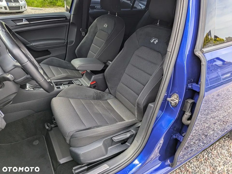 Volkswagen Golf R 4Motion BlueMotion Technology DSG - 27