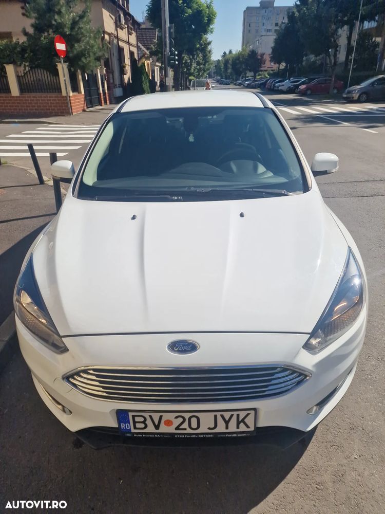 Ford Focus - 1