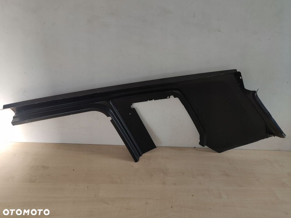 mercedes glk błotnik słupek prawy tył a2046370889 - 3