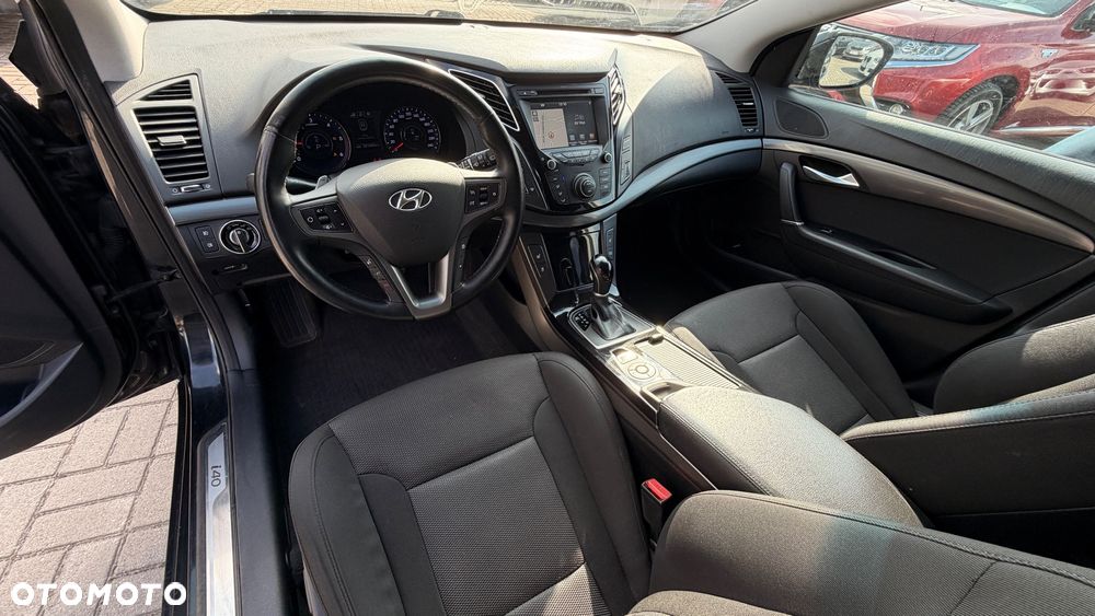 Hyundai i40 Kombi blue 1.7 CRDi DCT Premium - 11