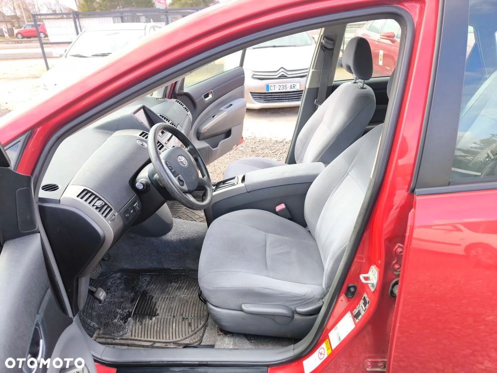 Toyota Prius 1.5 VVT-i Prestige - 16