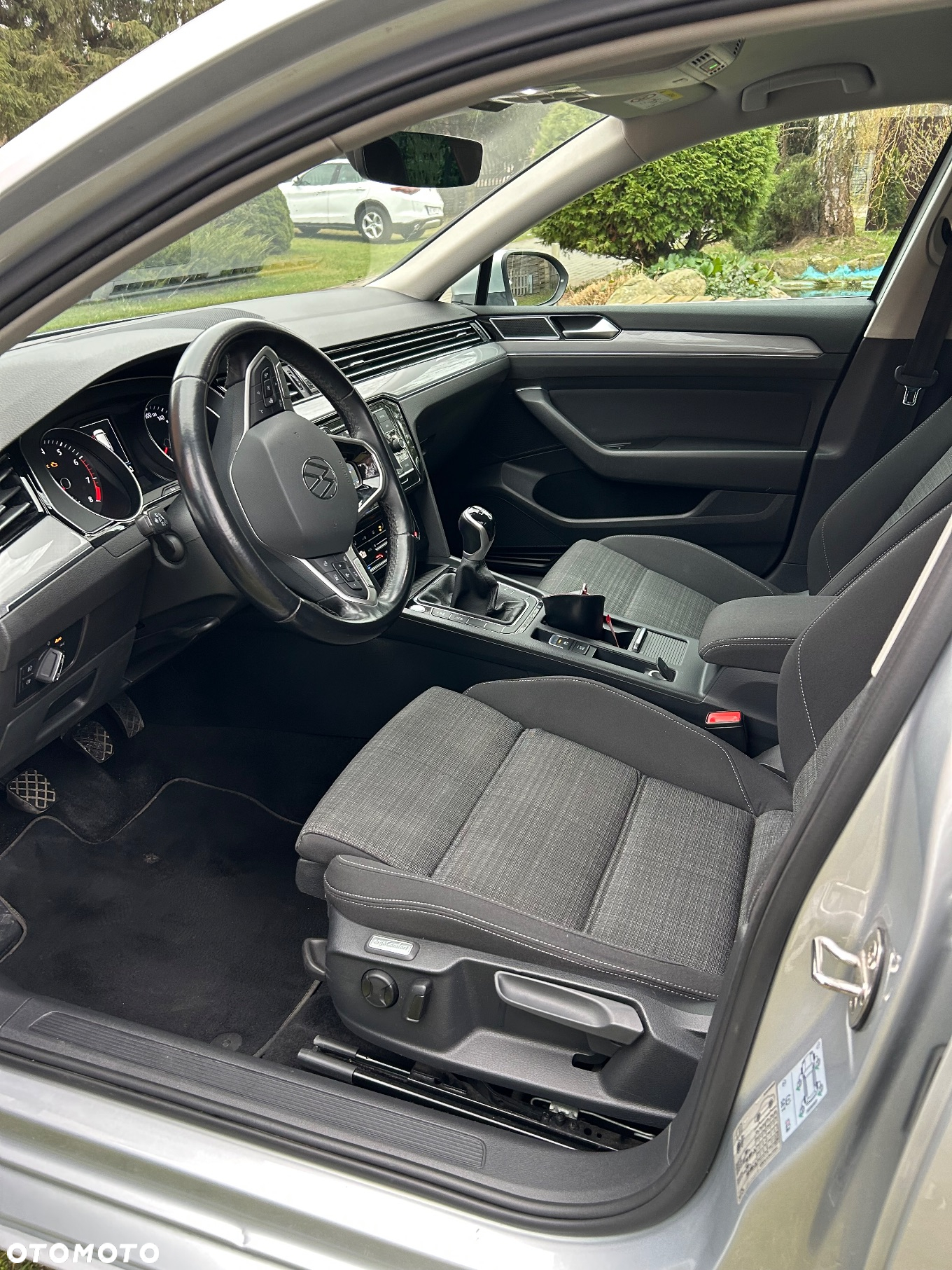 Volkswagen Passat 1.5 TSI EVO Business - 10