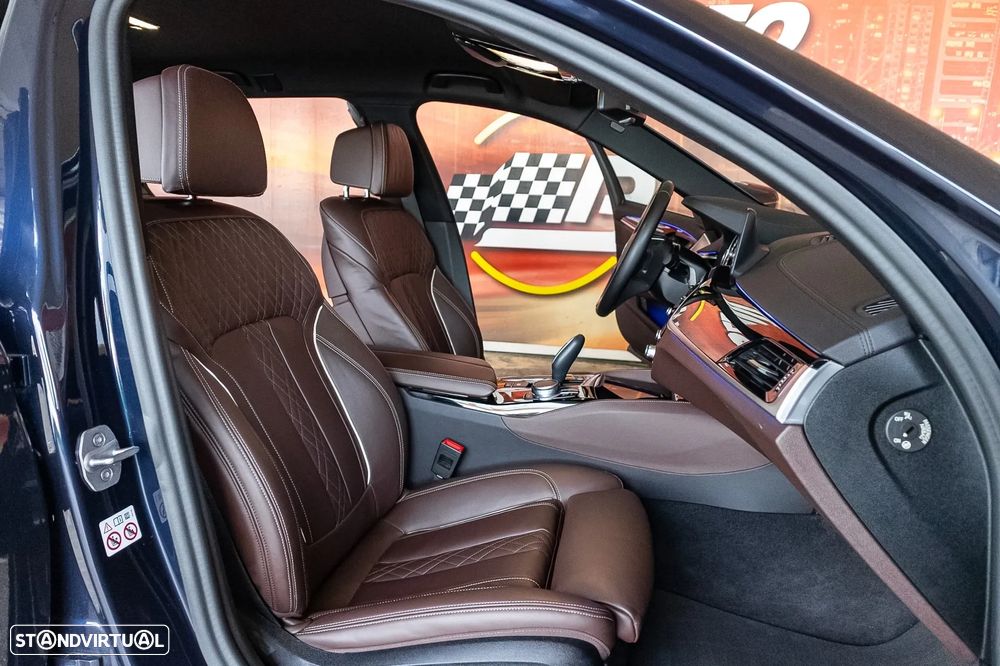 BMW 520 d Line Luxury Auto - 33