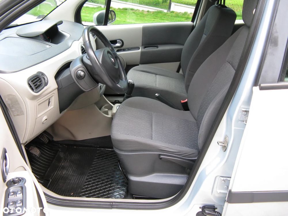 Renault Modus 1.4 Luxe Privilege - 18