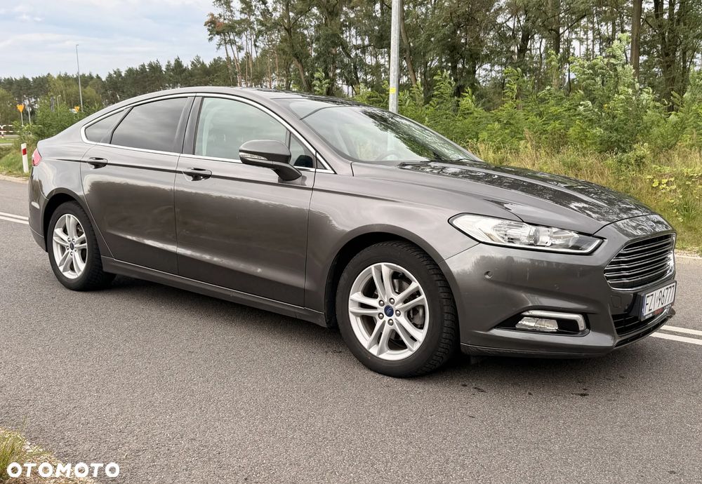 Ford Mondeo 2.0 TDCi Titanium PowerShift - 4