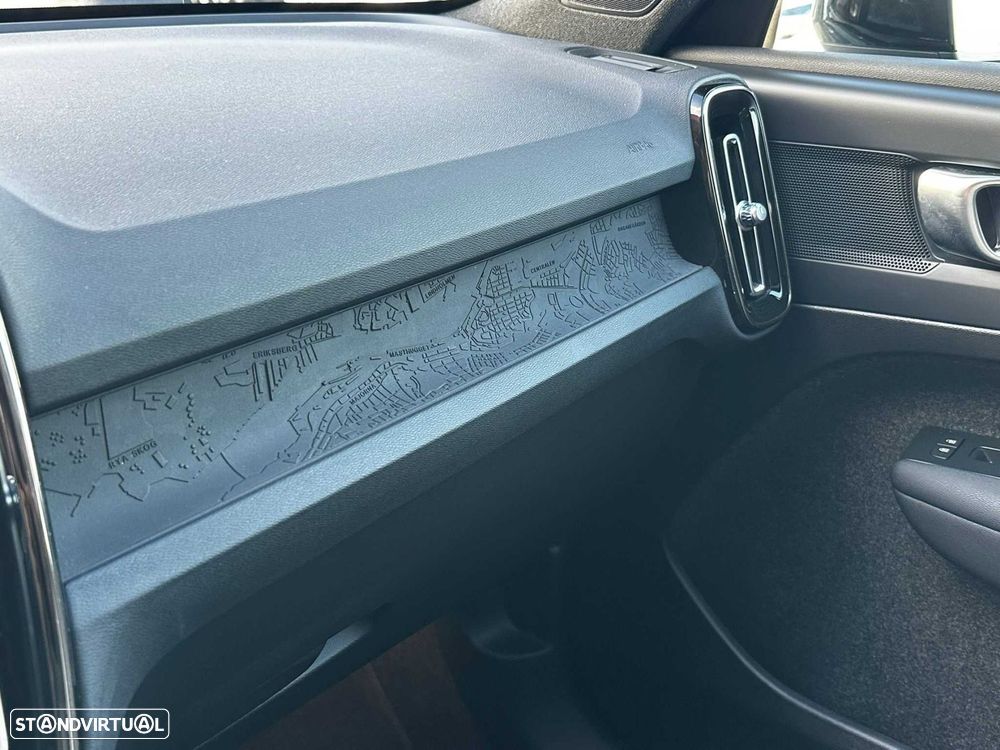 Volvo EC40 70 kWh Single Motor Core - 17