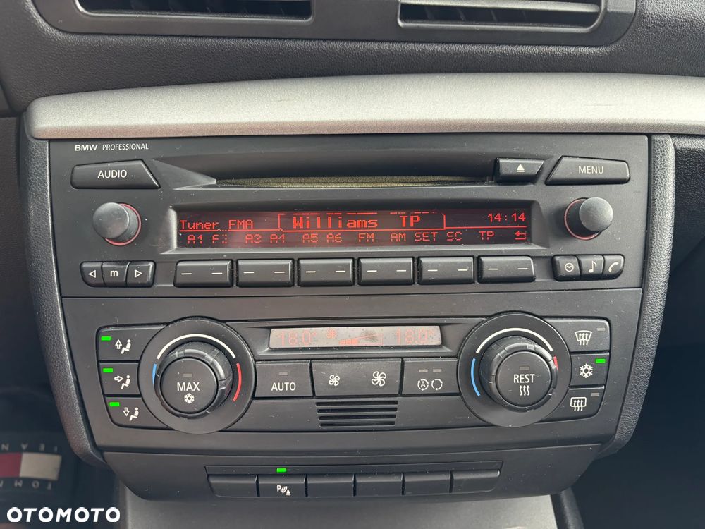 BMW Seria 1 116i - 16