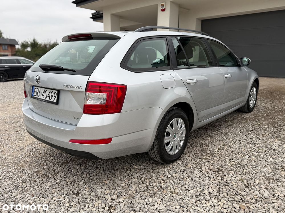 Skoda Octavia - 11