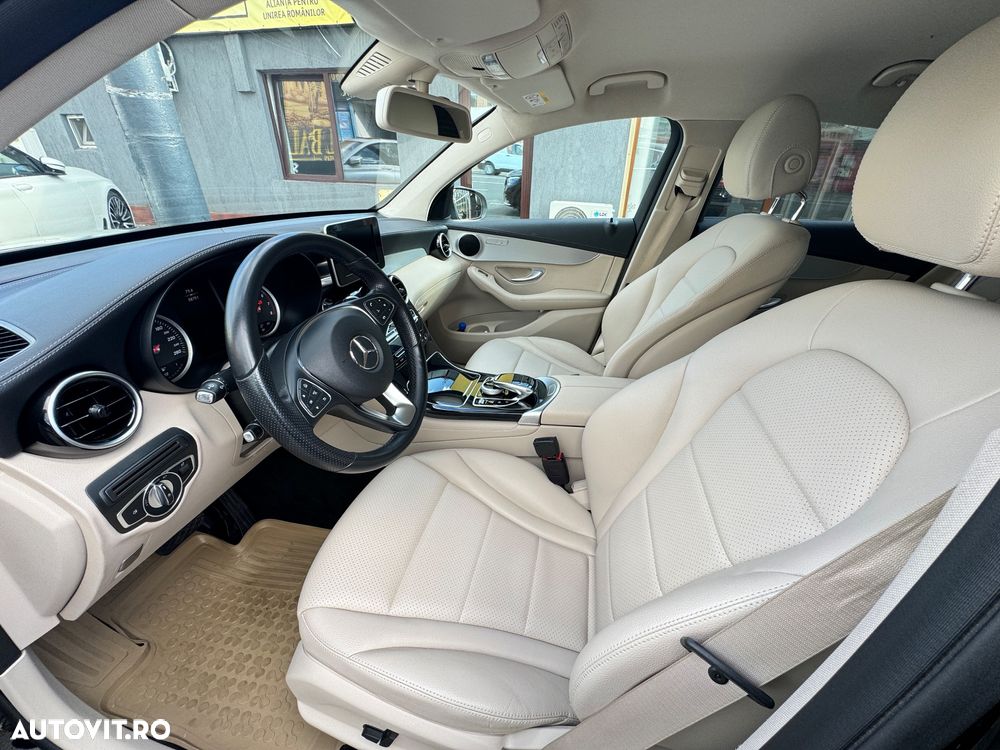 Mercedes-Benz GLC 250 4MATIC - 17