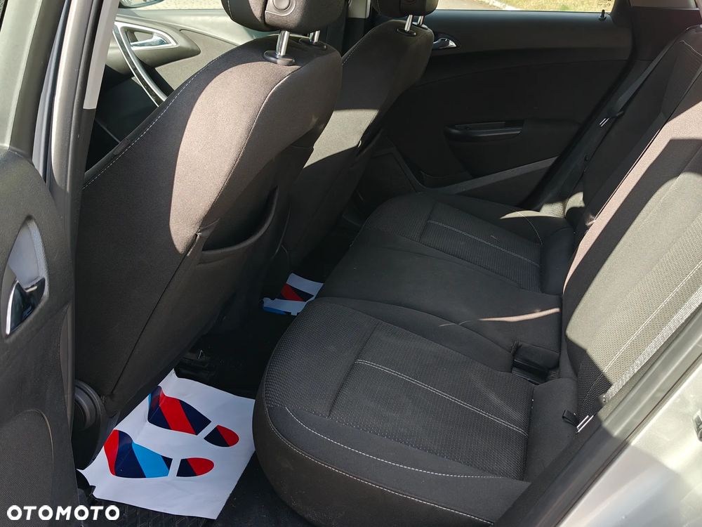 Opel Astra 1.7 CDTI Cosmo - 11