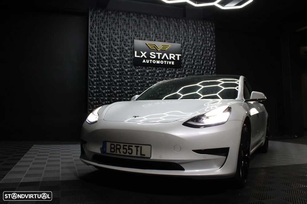 Tesla Model 3 Standard Range Plus RWD - 4