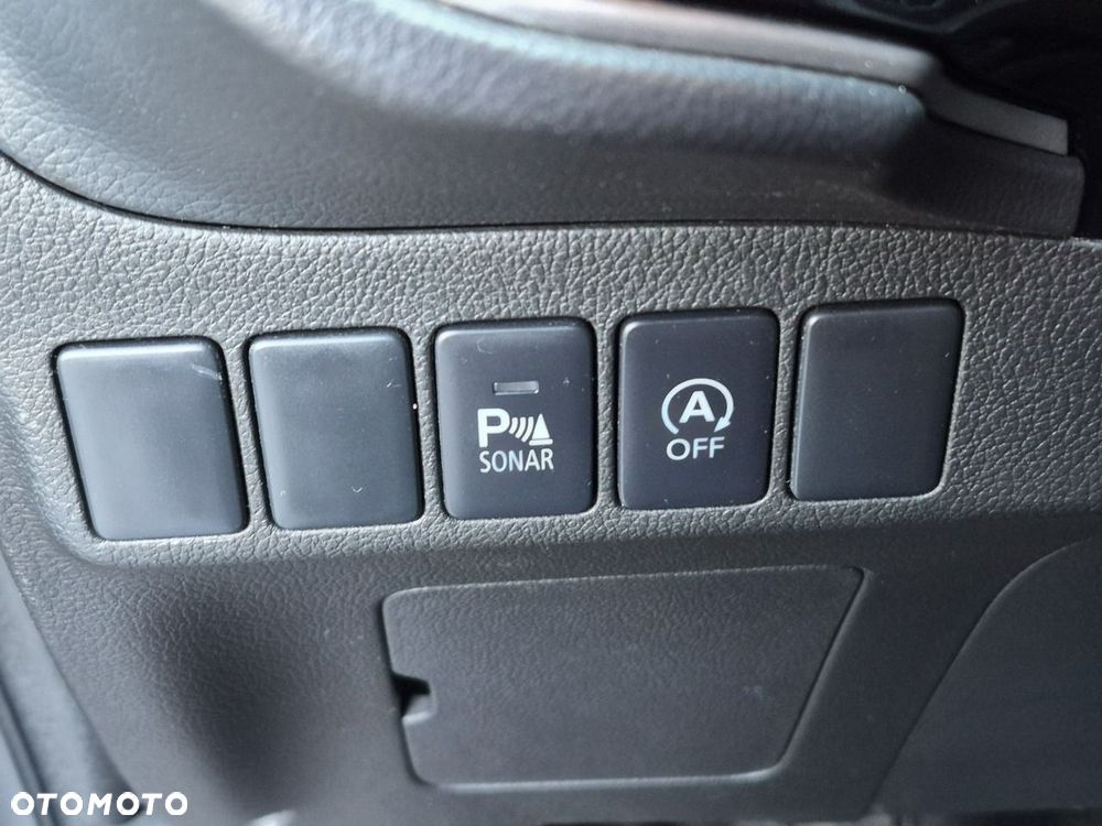 Mitsubishi Outlander - 30