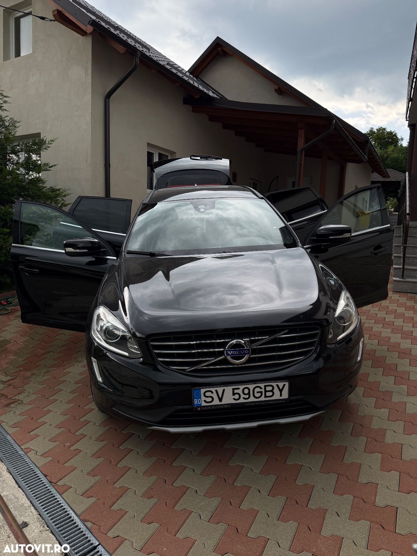 Volvo XC 60 D4AWD Kinetic - 1