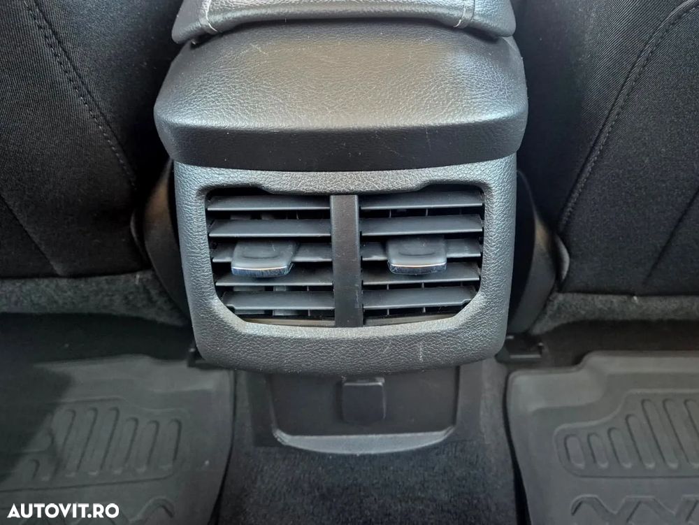 Ford Mondeo 2.0 TDCI AWD Business - 24