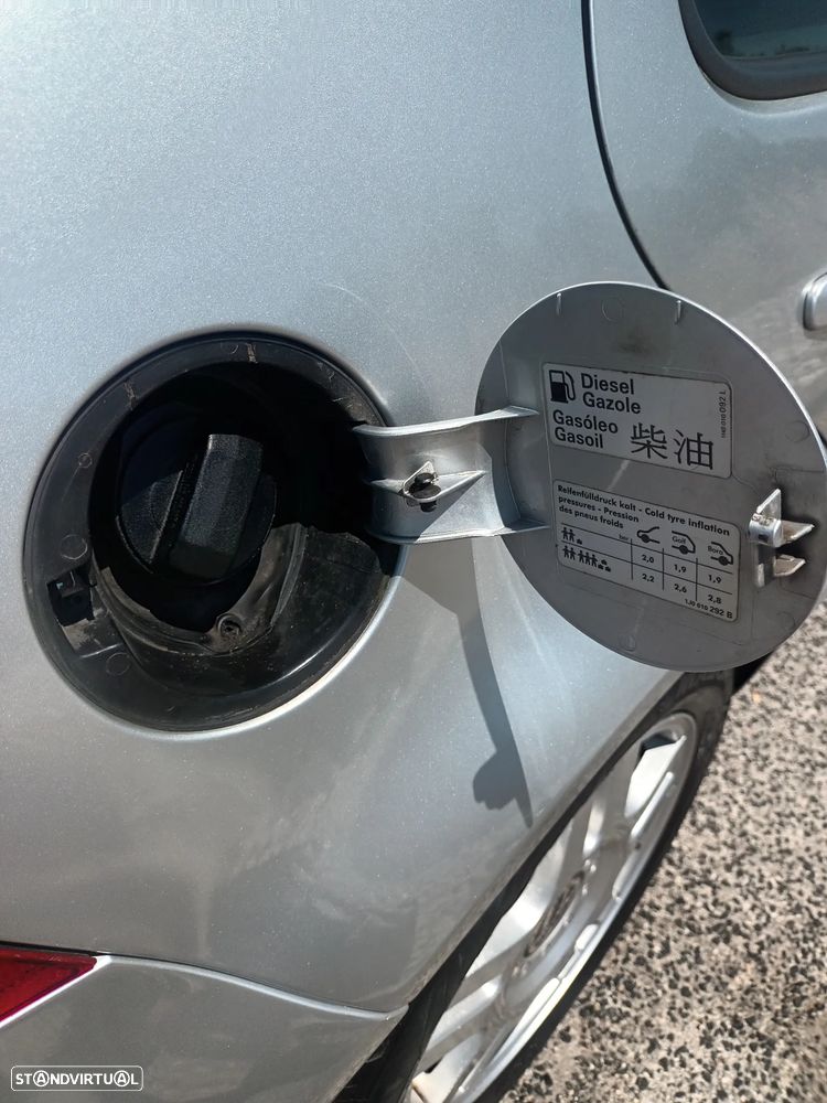 VW Golf 1.9 TDi Confortline AC - 11
