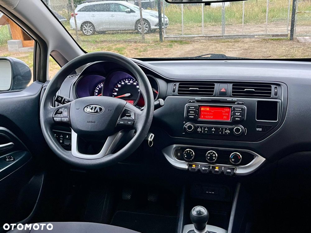Kia Rio 1.2 Attract - 6