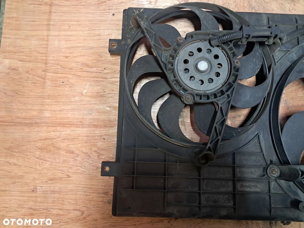 Seat Ibiza III 1.9 diesel Wentylator wody - 2