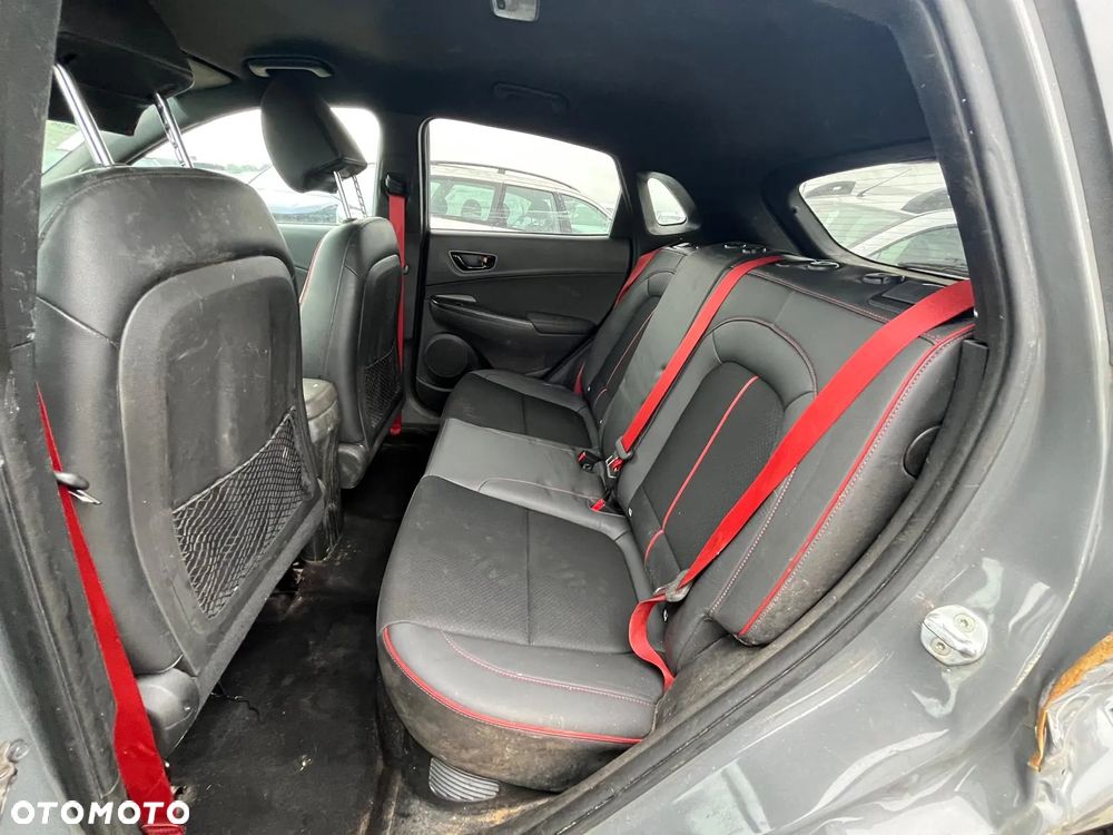 Hyundai Kona - 10