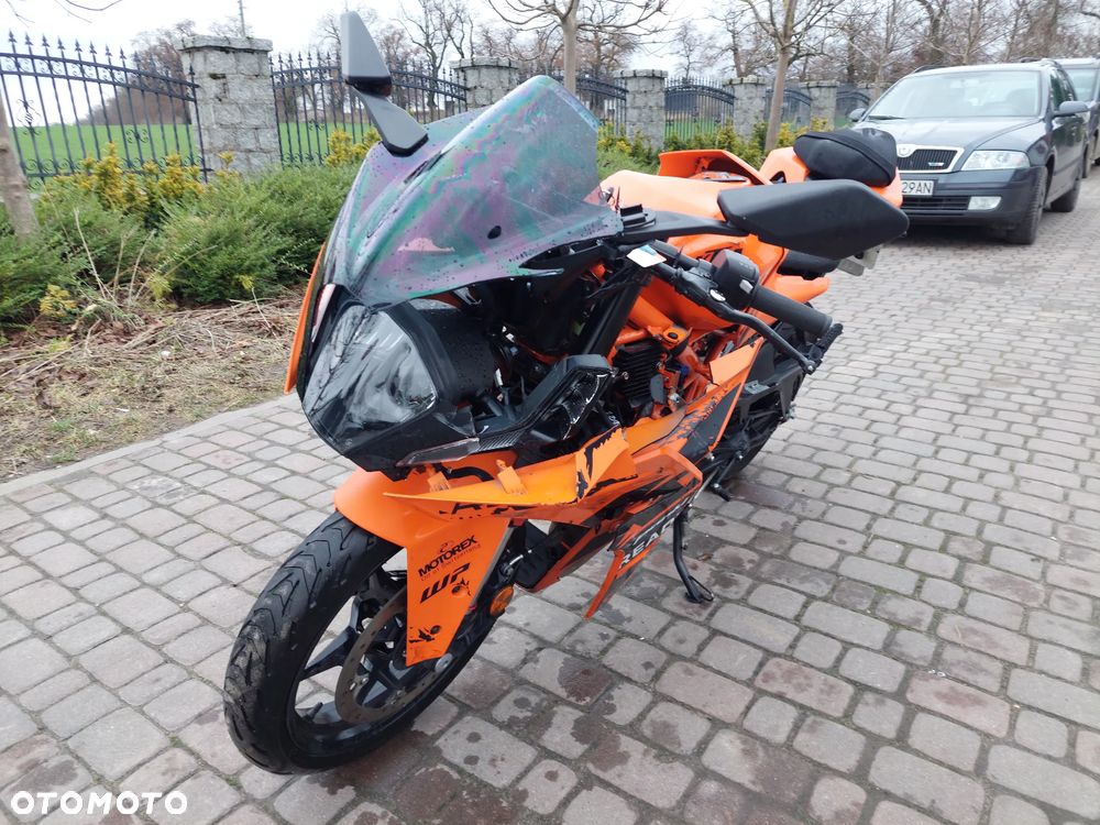 KTM RC 125 - 1