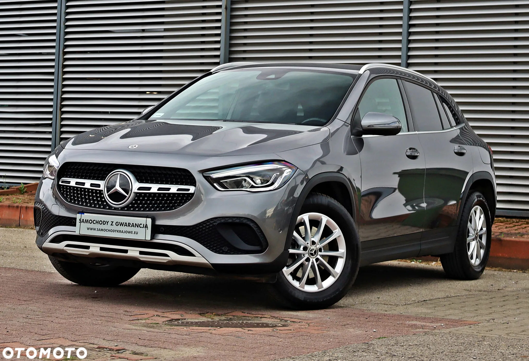 Mercedes-Benz GLA 200 Style - 4