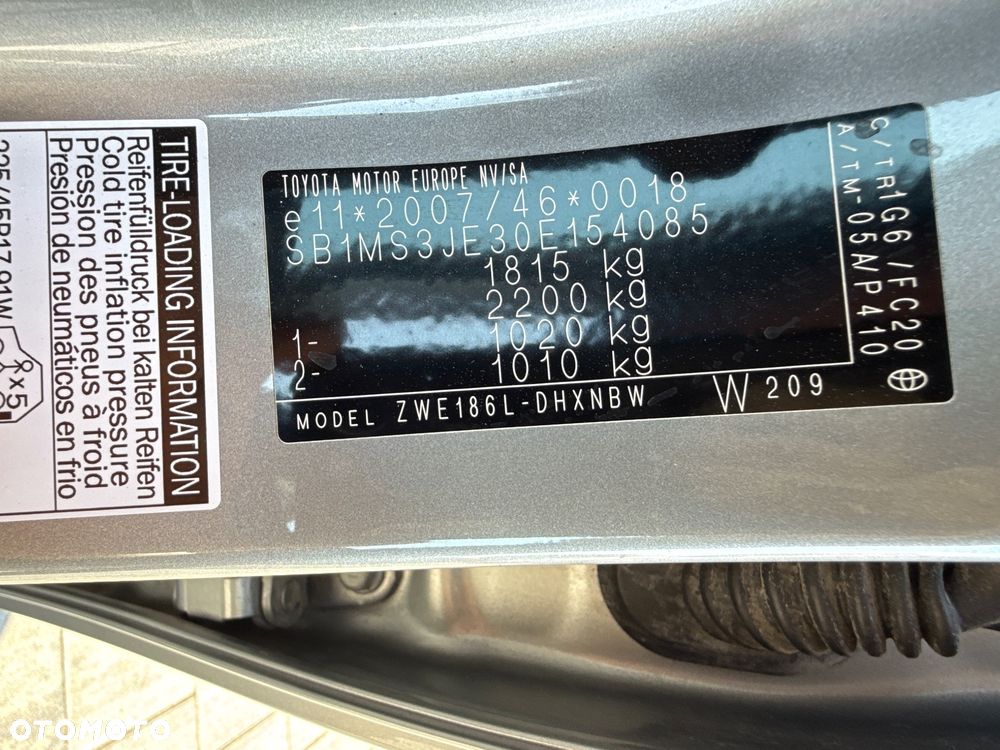 Toyota Auris Hybrid 135 Premium - 25
