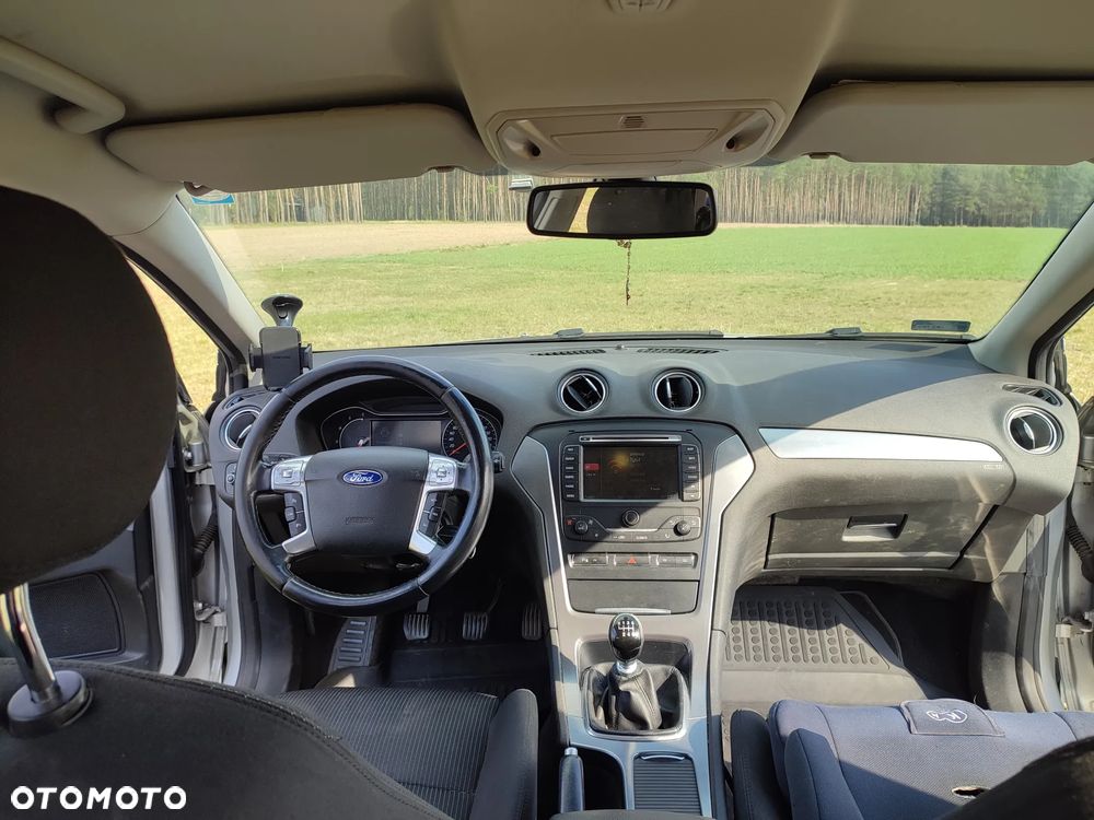 Ford Mondeo 2.0 TDCi Titanium - 24