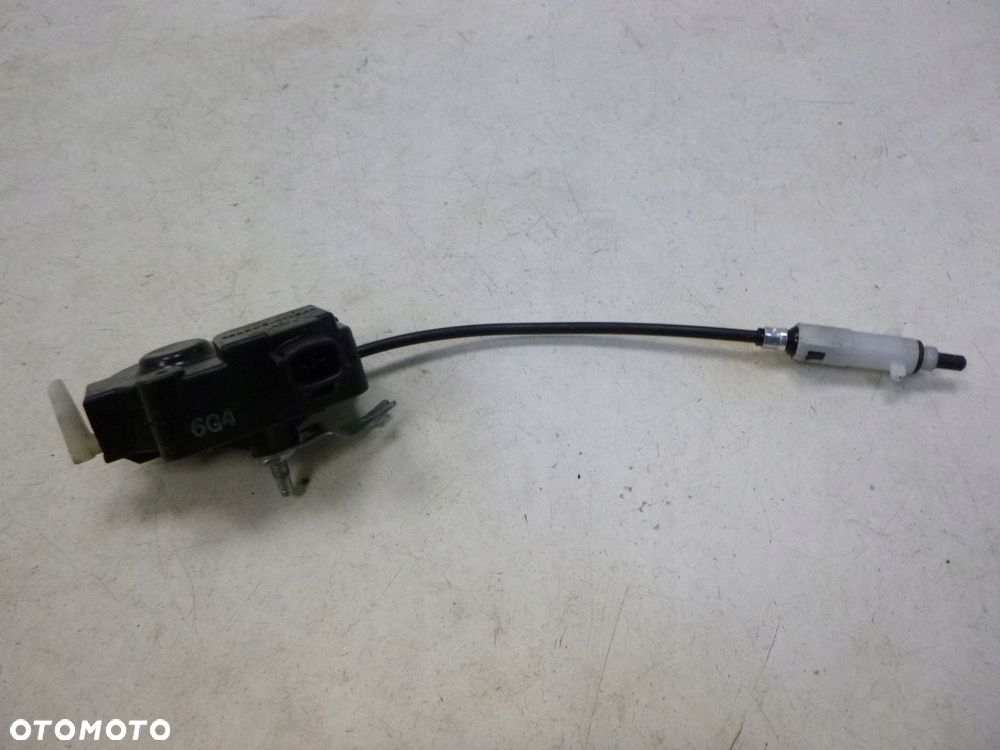 TOYOTA LAND CRUISER 200 CENTRALKA ZAM WLEWU PALIWA - 2