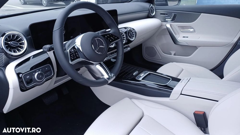 Mercedes-Benz A 200 MHEV 7G-DCT - 10