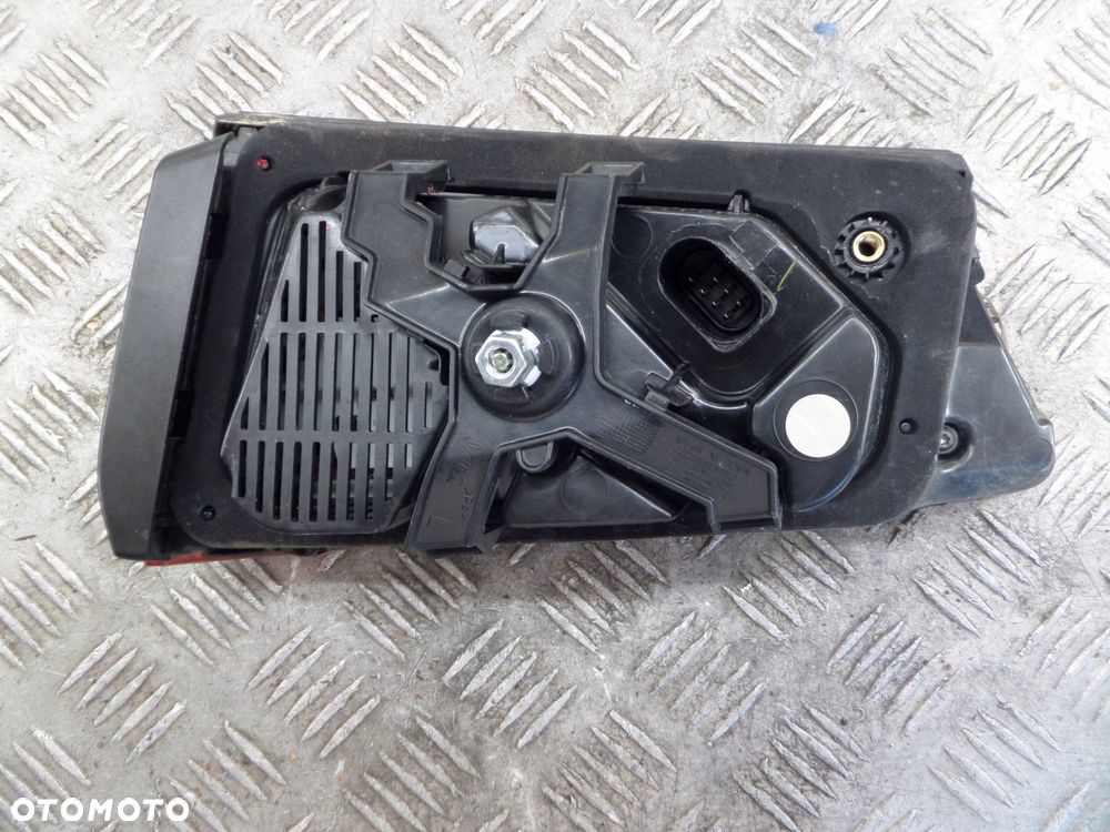 audi a6 c7 lift kombi led lampa tylna tył lewa 4g9945093f - 3