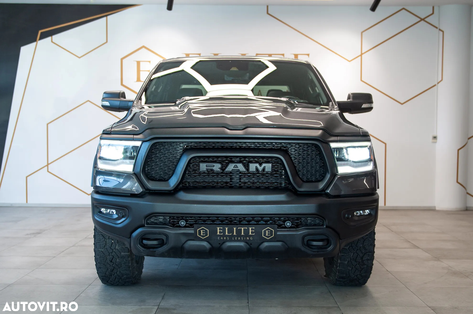 Dodge RAM - 2