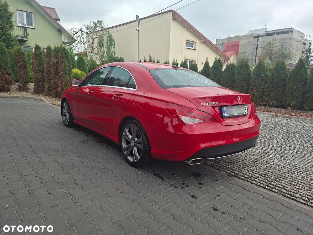 Mercedes-Benz CLA 180 - 6