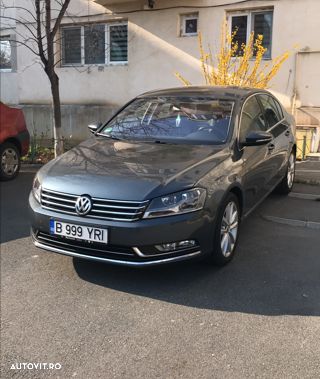 Volkswagen Passat 2.0 TDI Blue TDI DSG Highline - 1