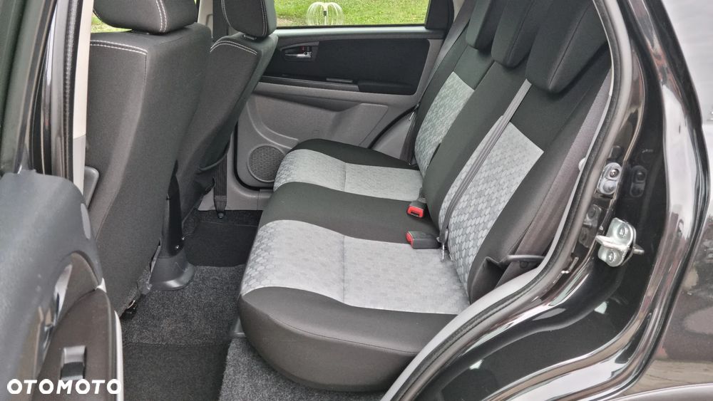 Suzuki SX4 1.6 VVT 4x4 Style - 8