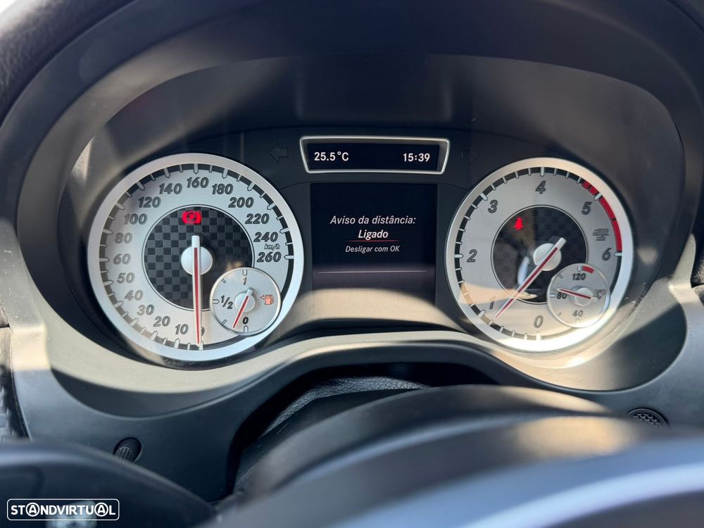Mercedes-Benz A 180 CDI BE AMG Line - 28
